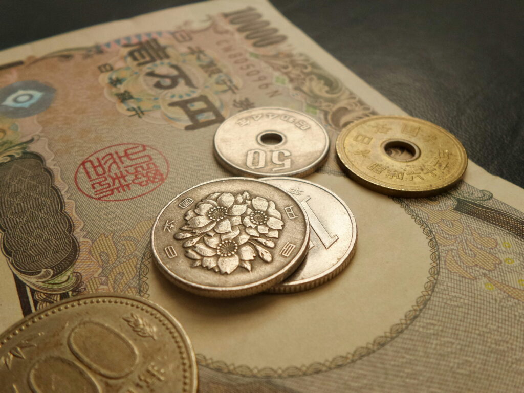 japanese yen cash coins