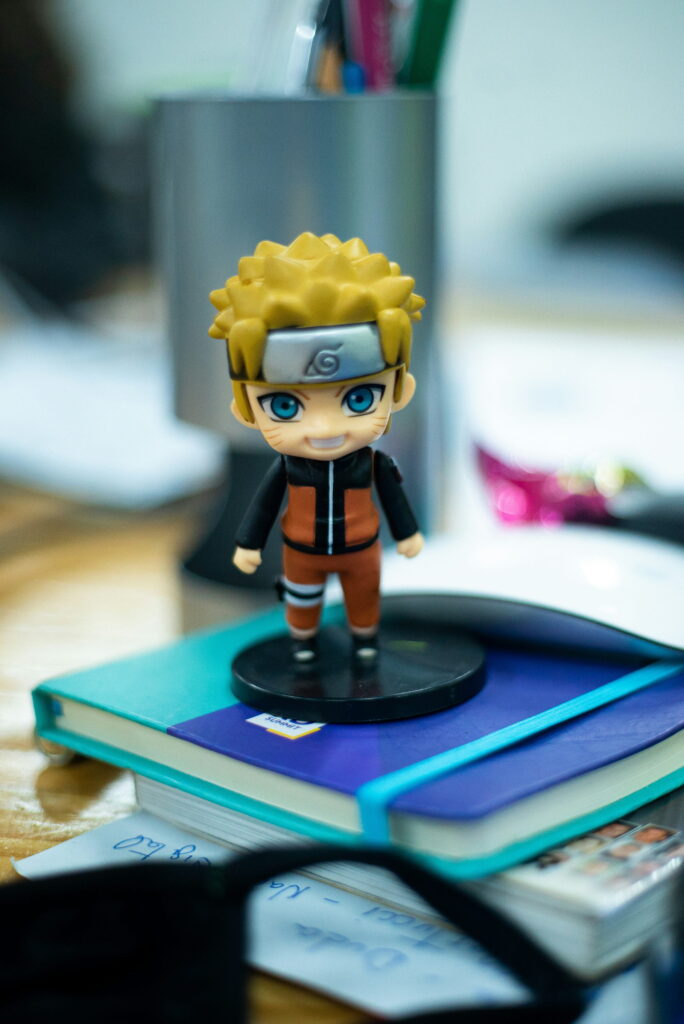 naruto figurine
